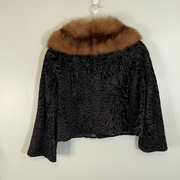 Vintage LEWIS BROS. FURS BROOKLYN Womens Black Fur Crop Winter Jacket Size M/L - Picture 2 of 10